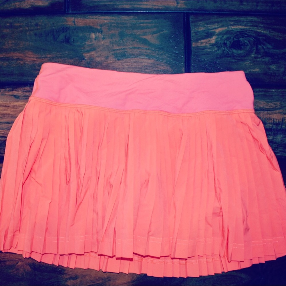 Lululemon Bright Coral Pleat Skirt Size 4